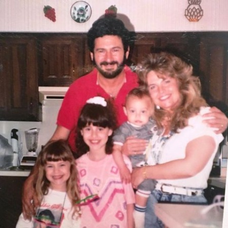 Lauren Hashian's family picture.